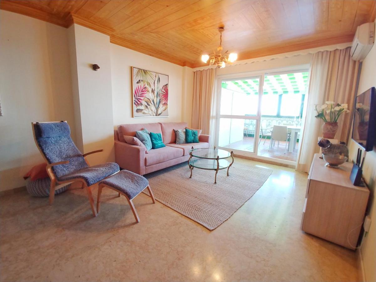 דירות אסטפונה Penthouse With Stunning Views מראה חיצוני תמונה